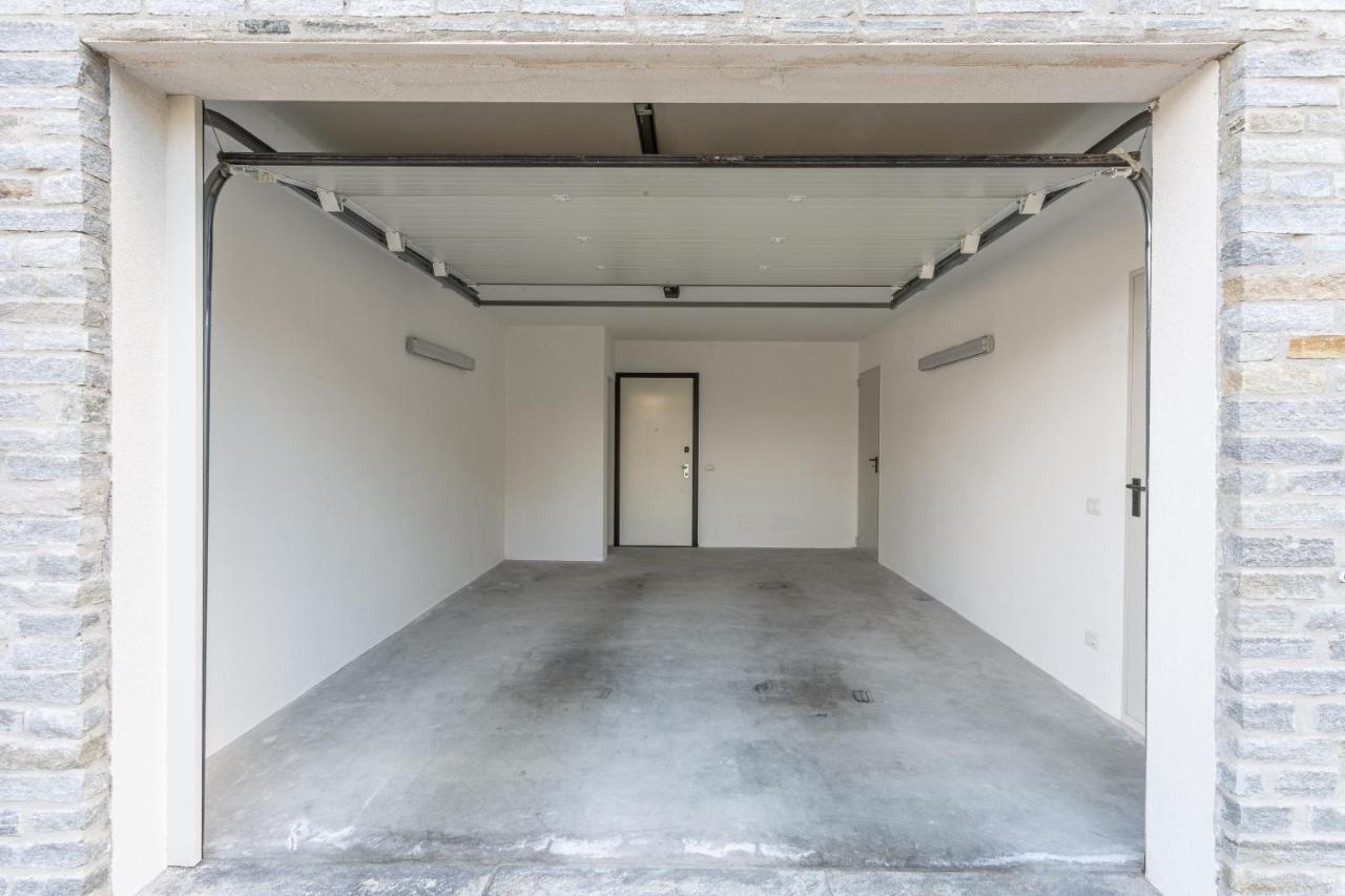 Baveno Hills | Lakeview Apartments Exterior photo