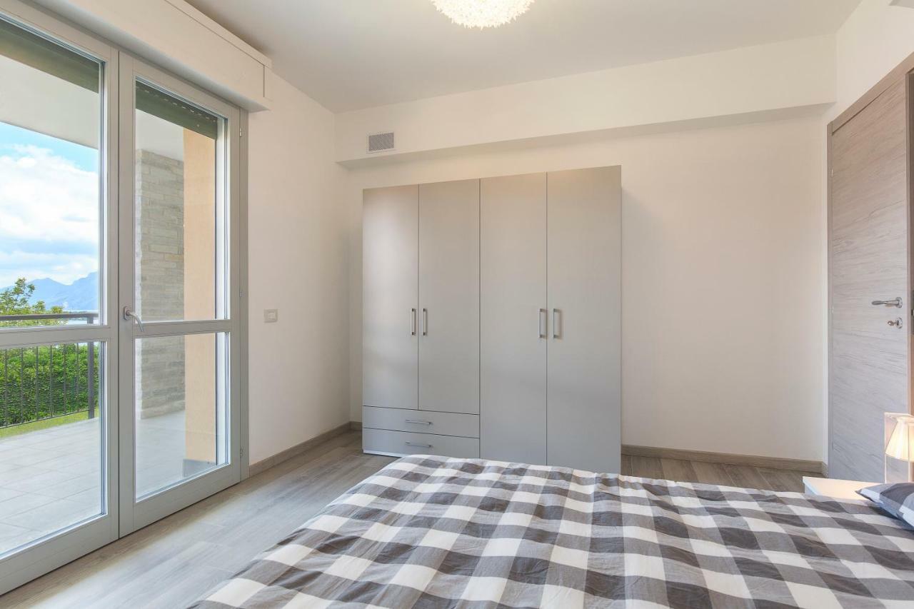 Baveno Hills | Lakeview Apartments Exterior photo